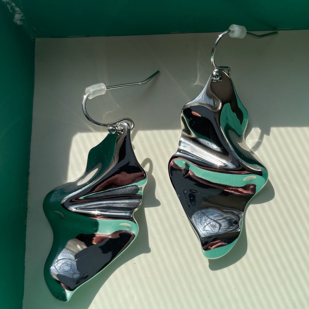 Alexis Bittar Silver Crumple earrings